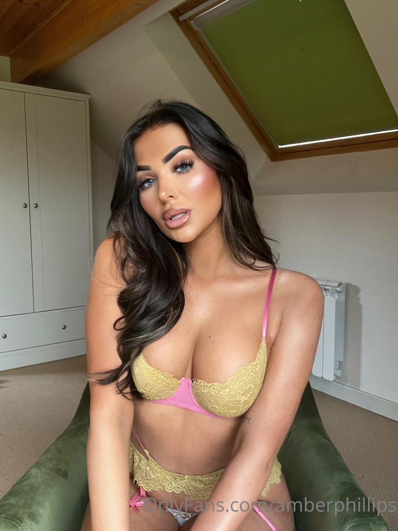 Photo by ambsphillips published on November 20,2023 04:43:16 - BestThots