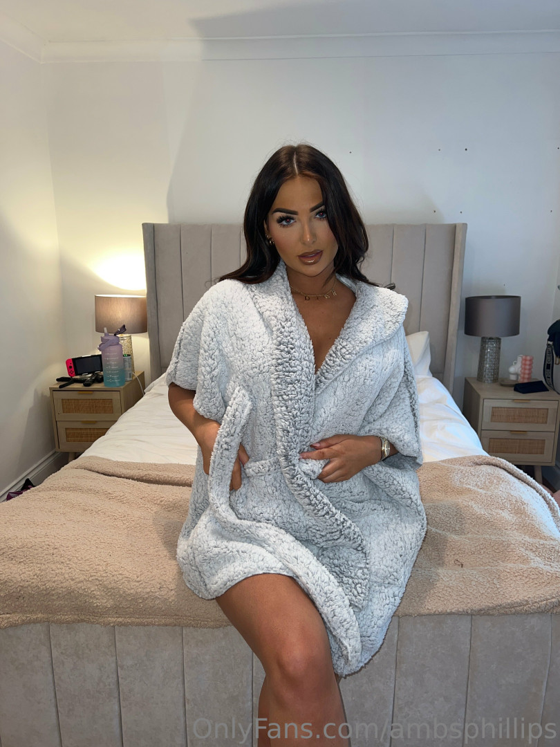 Photo by ambsphillips published on November 20,2023 04:43:23 - BestThots