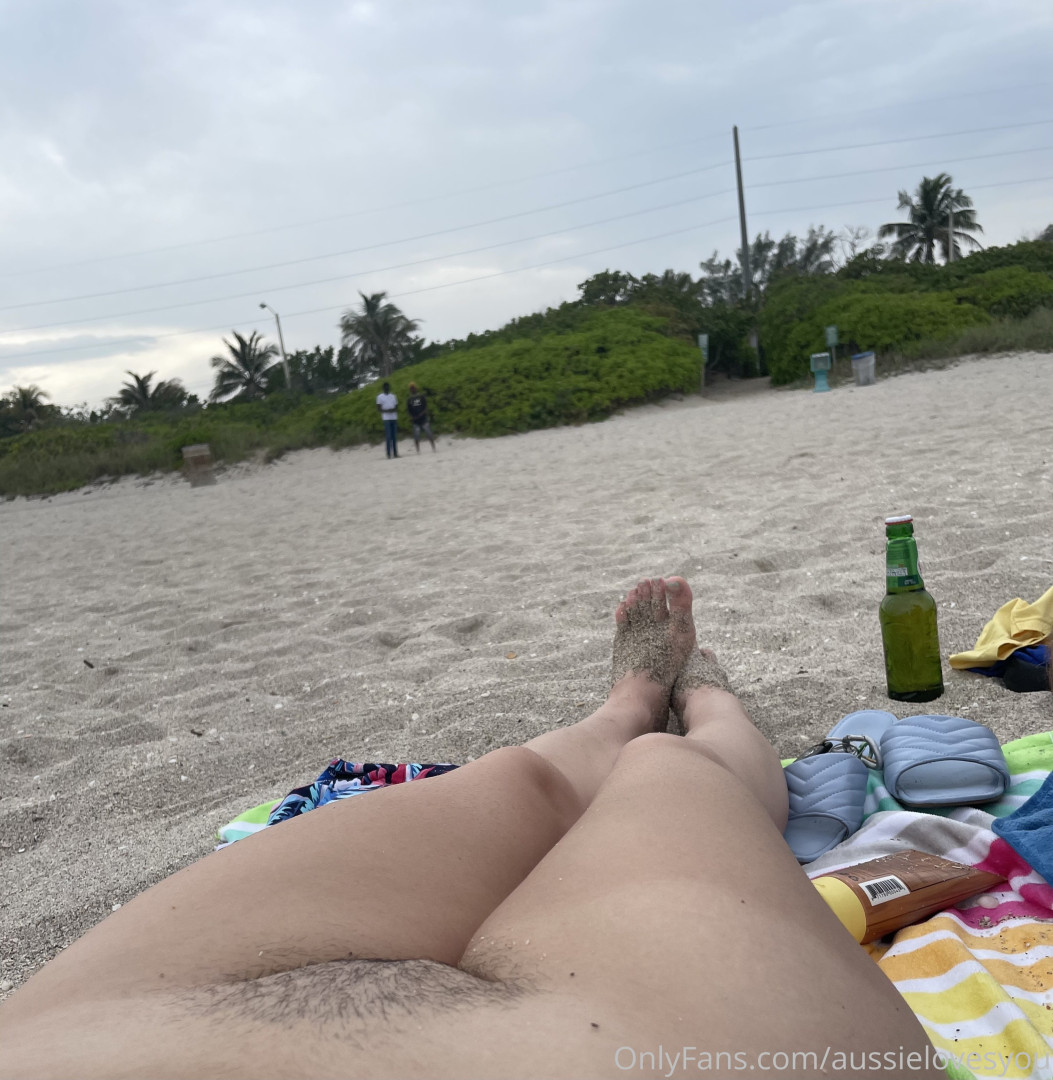 Photo by aussielovesyou published on November 23,2023 22:09:08 - BestThots