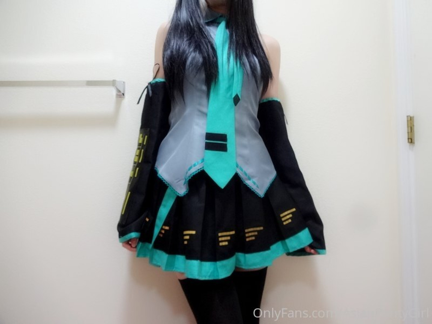 Photo by asianpantygirl published on November 24,2023 08:50:39 - BestThots