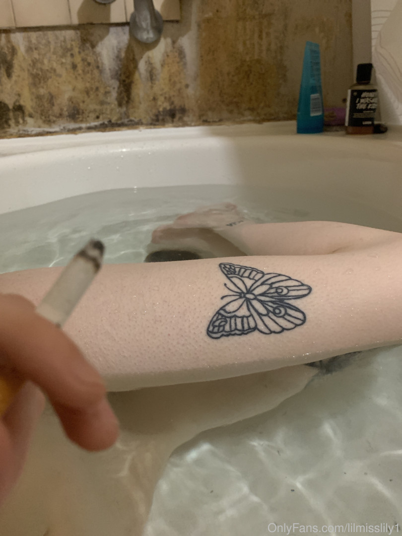 Photo by lilmisstia1 published on June 7,2023 21:28:32 - BestThots
