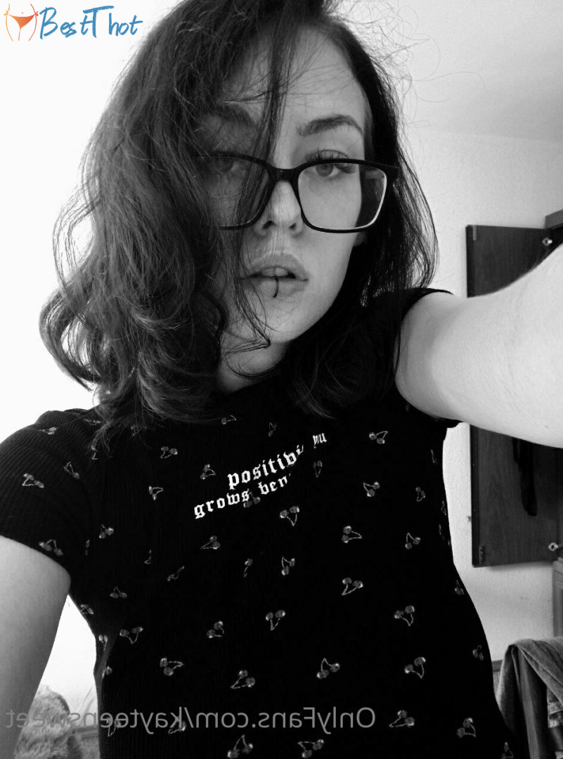 Photo by kayteensweet published on December 16,2024 22:04:13 - BestThots