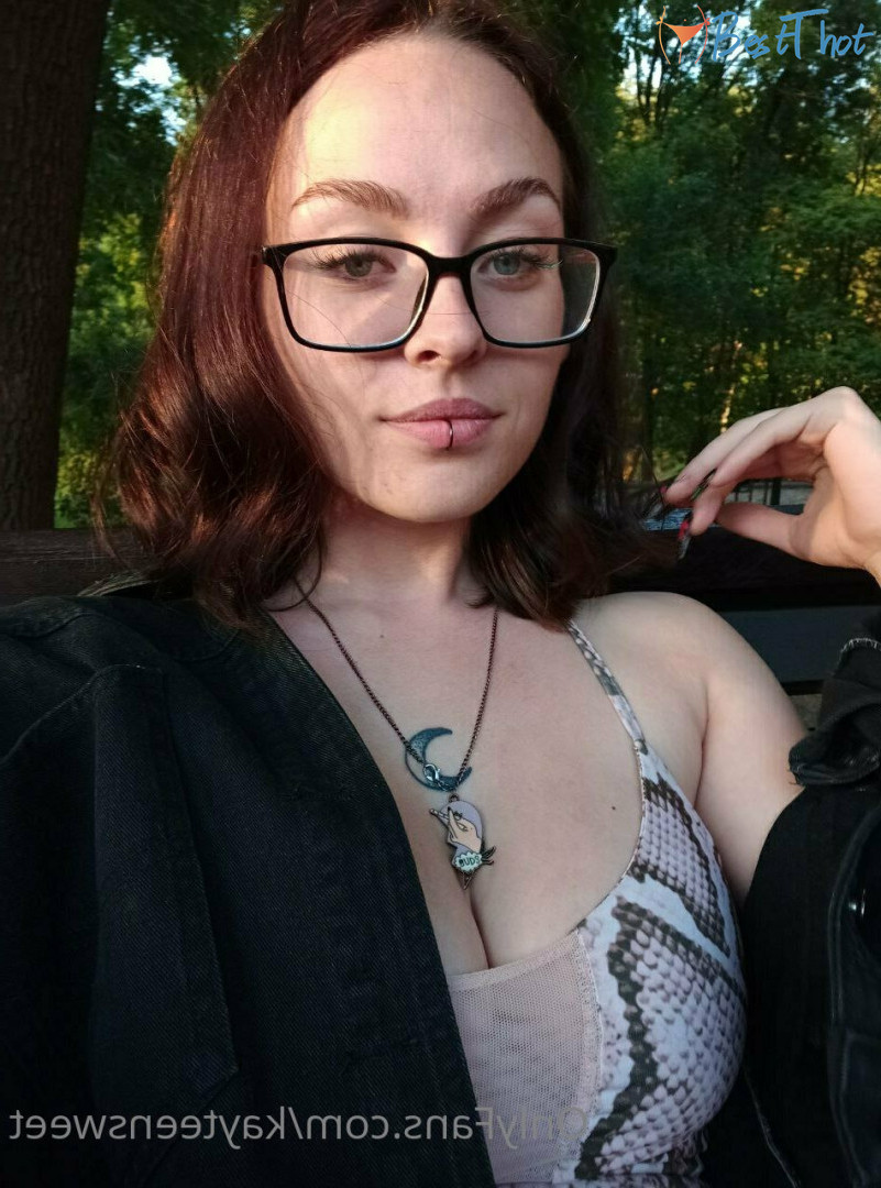 Photo by kayteensweet published on December 16,2024 22:04:25 - BestThots