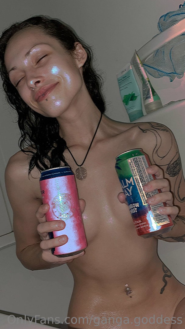 Photo by blossoming.vixen published on May 30,2023 00:49:52 - BestThots