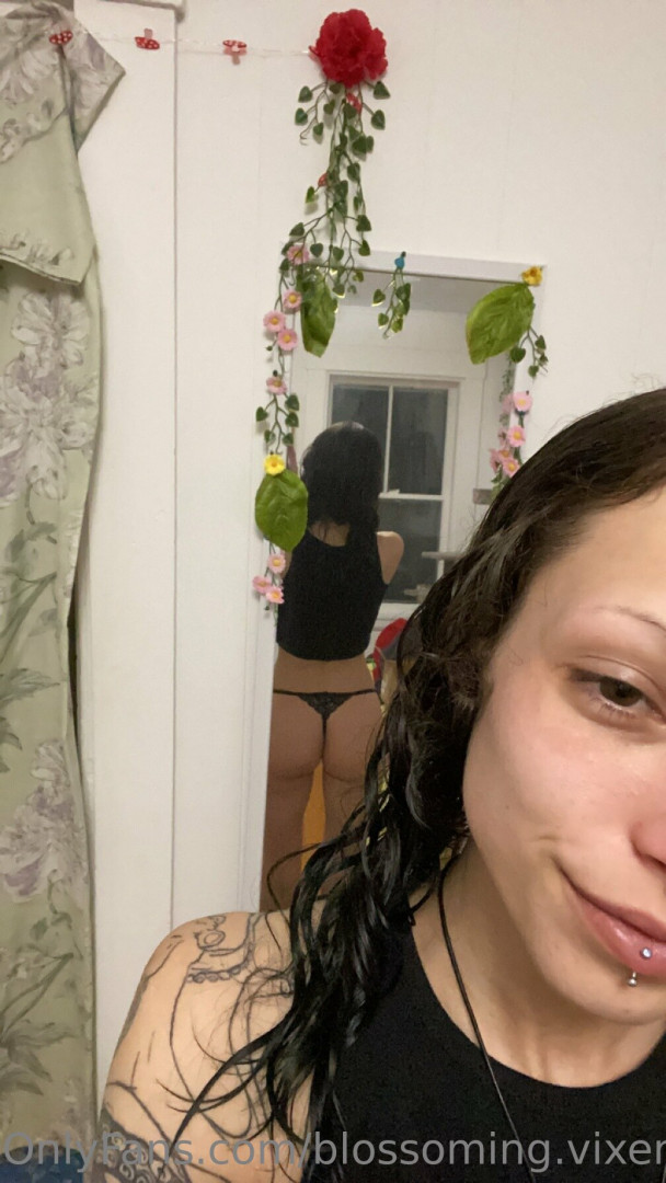 Photo by blossoming.vixen published on May 30,2023 00:50:01 - BestThots