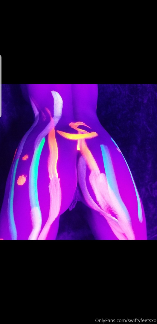 Photo by miadeleonxo published on November 2,2023 13:24:58 - BestThots