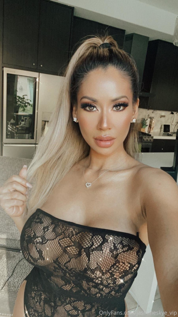 Photo by jasmineskye_vip published on June 18,2023 19:41:25 - BestThots