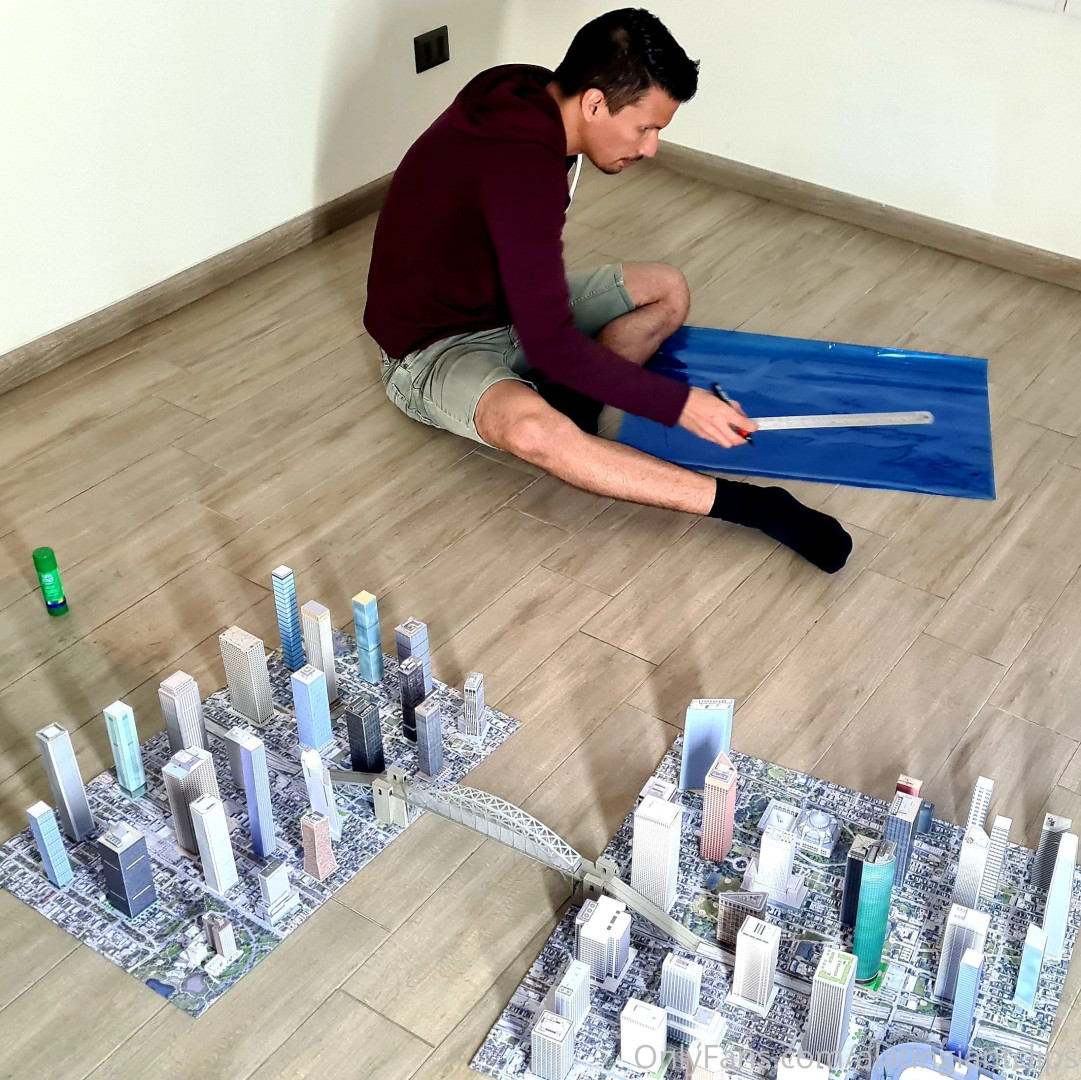 Photo by alatingiantclips published on May 31,2023 19:03:27 - BestThots