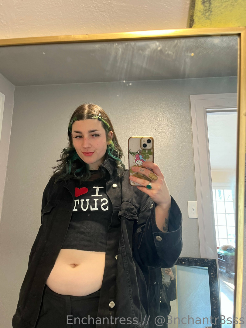 Photo by catsncake published on January 10,2024 02:50:42 - BestThots