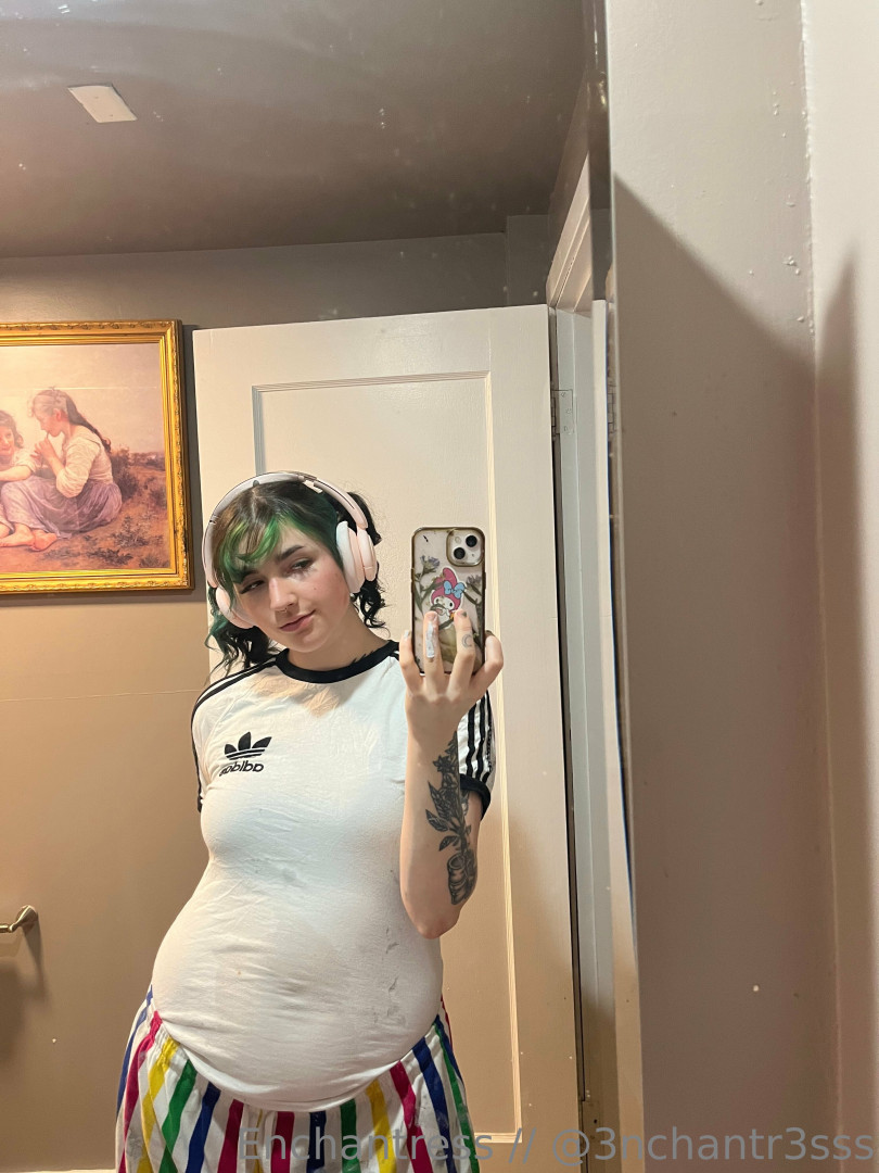 Photo by catsncake published on January 10,2024 02:51:01 - BestThots