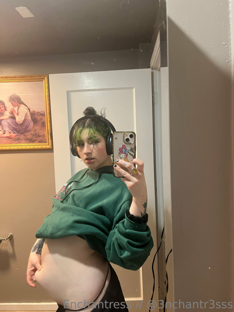 Photo by catsncake published on January 10,2024 02:51:02 - BestThots