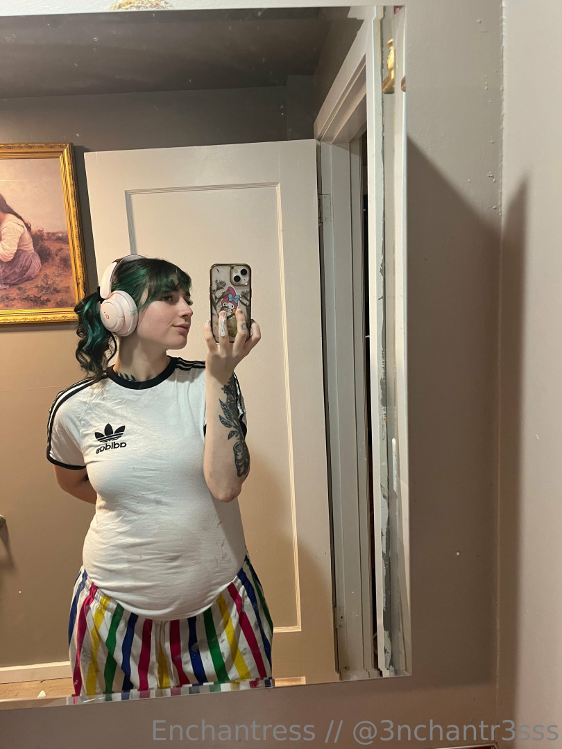 Photo by catsncake published on January 10,2024 02:51:08 - BestThots