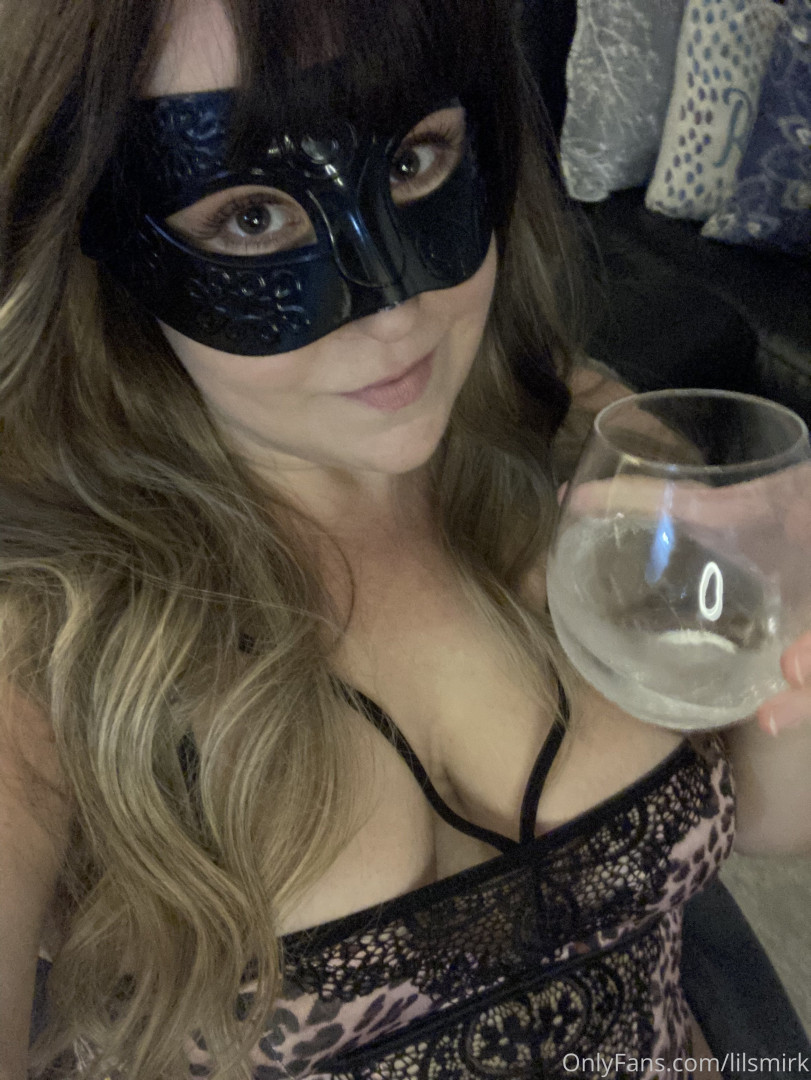 Photo by lilsmirk published on October 16,2023 10:29:21 - BestThots