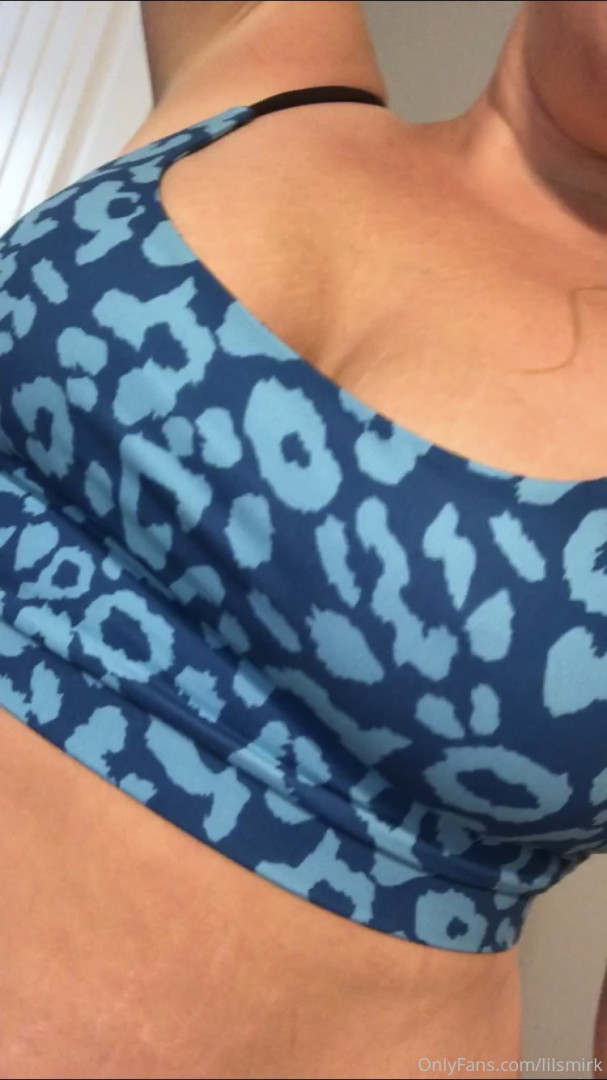 Photo by lilsmirk published on October 16,2023 10:49:08 - BestThots