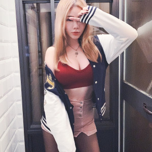 janielin #5910813
