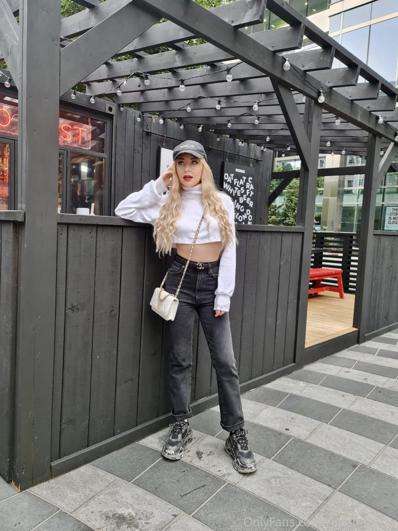 Photo by realsindyday published on August 17,2023 02:07:23 - BestThots