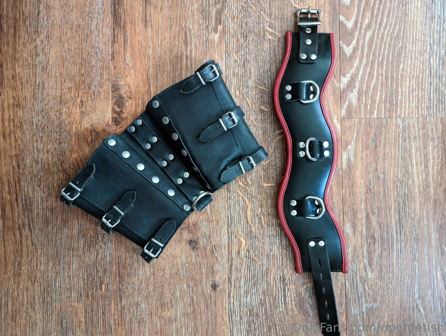 Photo by openfetish published on October 15,2023 12:02:39 - BestThots