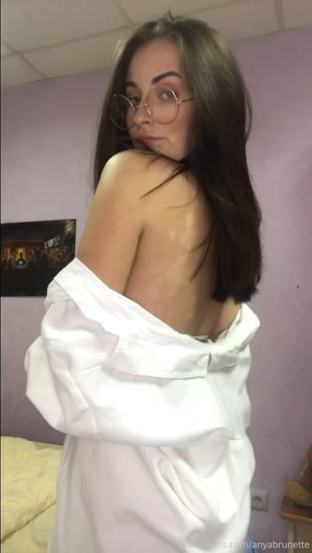 Photo by anyabrunette published on May 31,2023 03:50:16 - BestThots