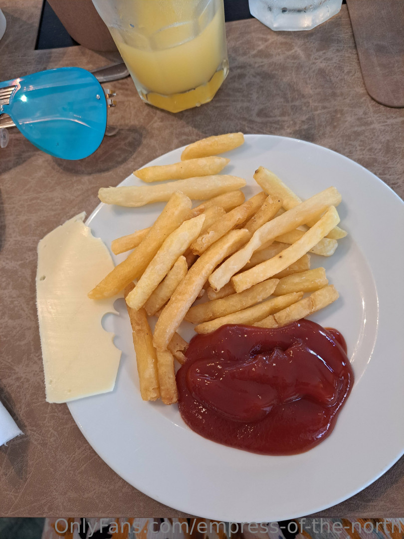 Photo by empress-of-the-north published on May 27,2023 16:47:16 - BestThots