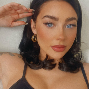 lesliehannahbelle #2018914