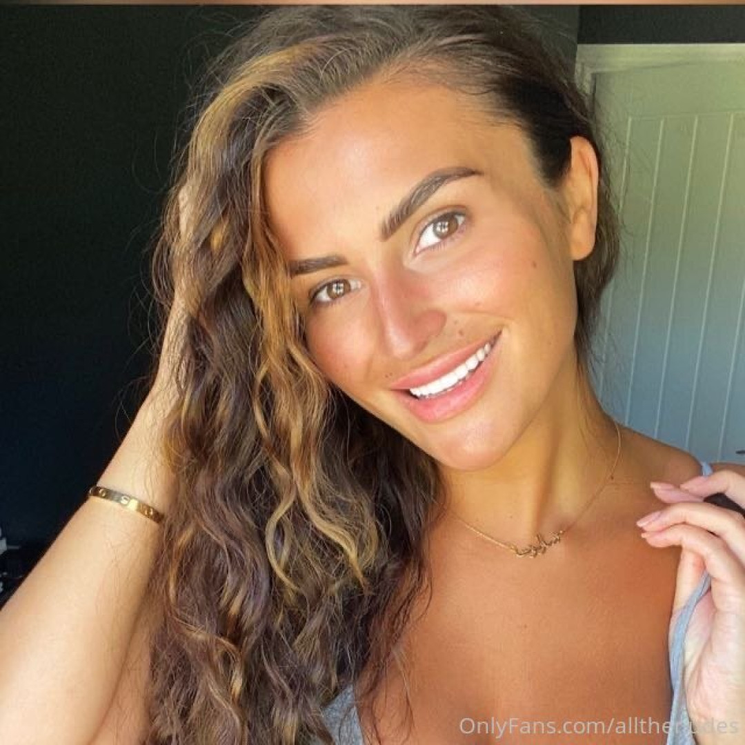 Photo by allthenudes published on July 22,2023 01:44:07 - BestThots