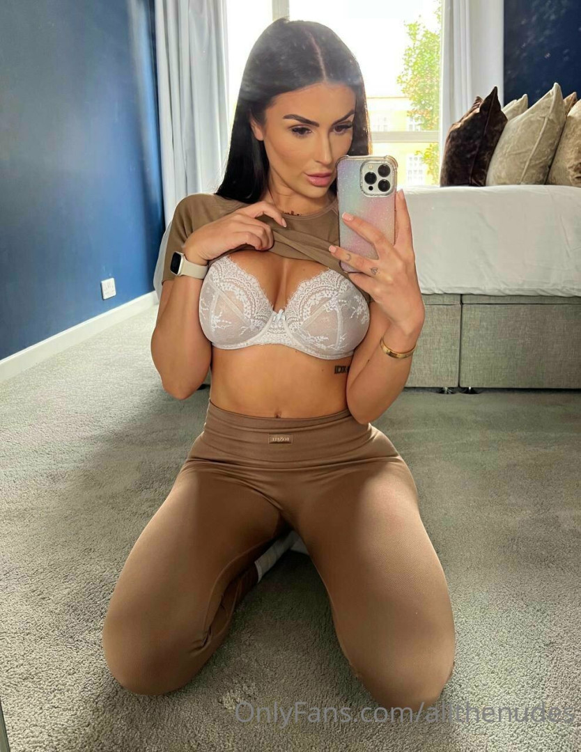 Photo by allthenudes published on July 22,2023 01:49:26 - BestThots