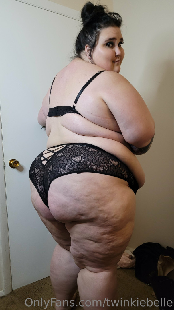 Photo by twinkiebelle published on May 16,2023 13:52:49 - BestThots