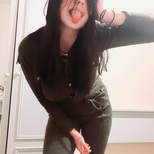 emy_isabelle #812651