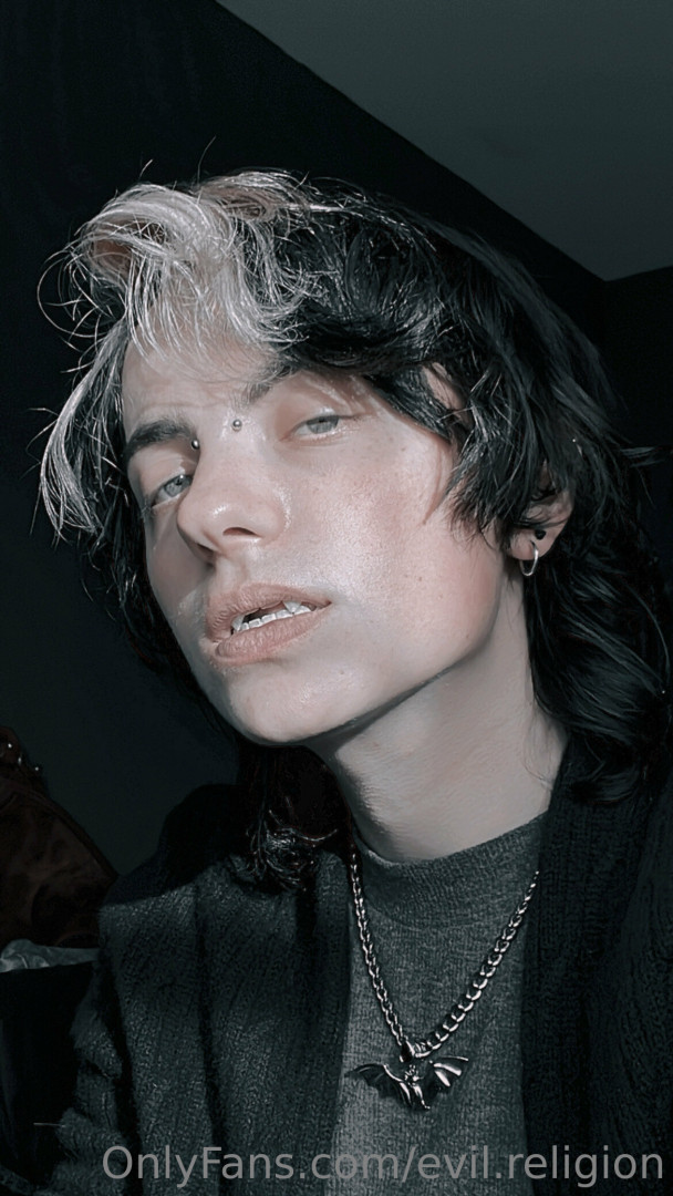 Photo by evil.religion published on October 11,2023 16:35:44 - BestThots