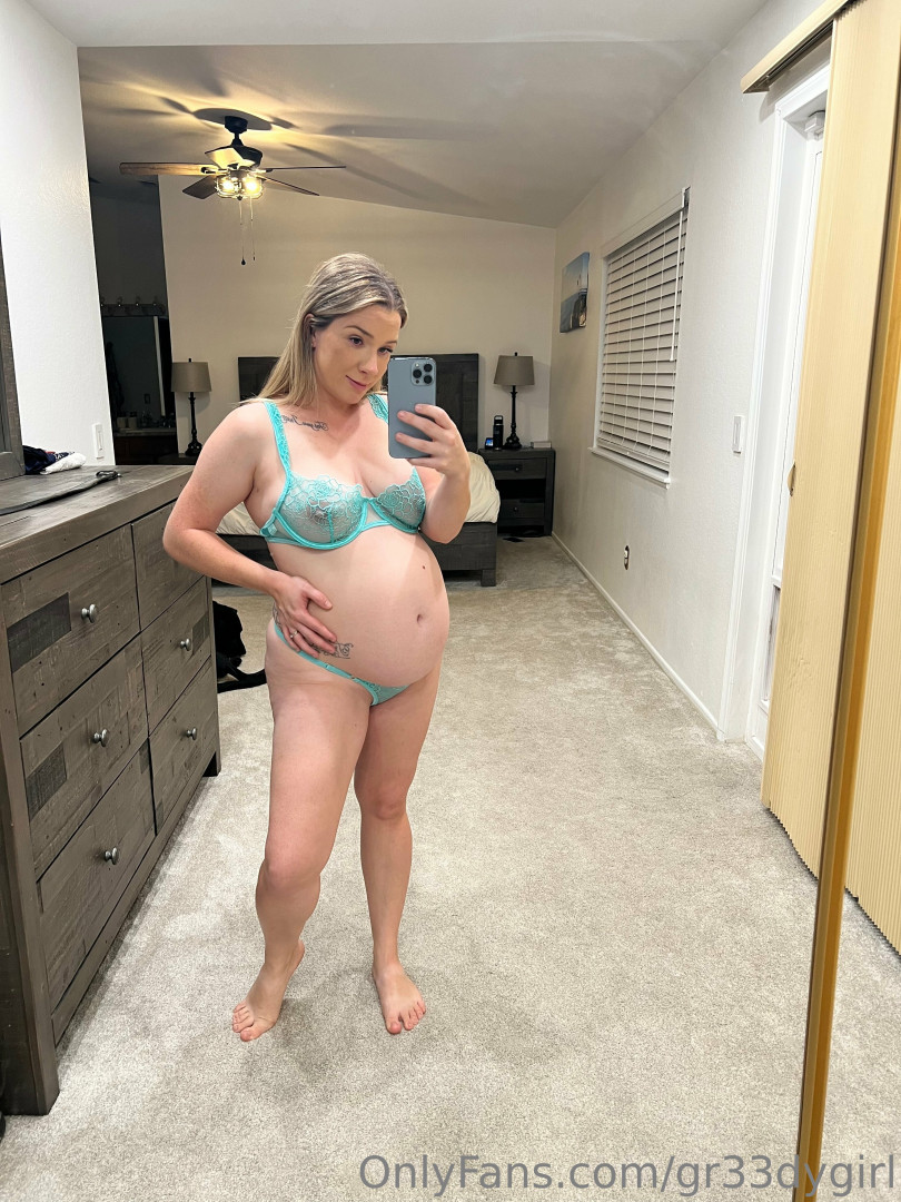 Photo by gr33dygirl published on June 2,2023 11:20:03 - BestThots