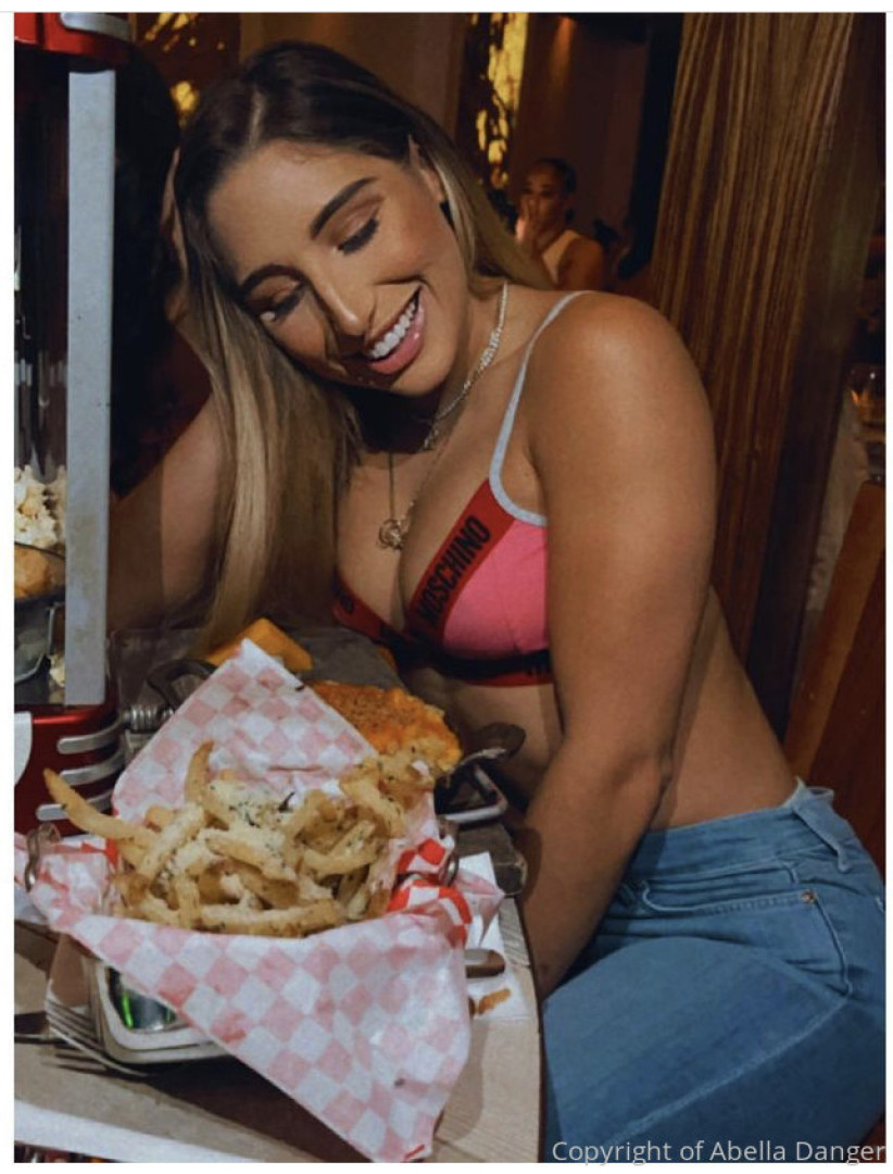 Photo by abelladanger published on August 30,2023 16:28:56 - BestThots