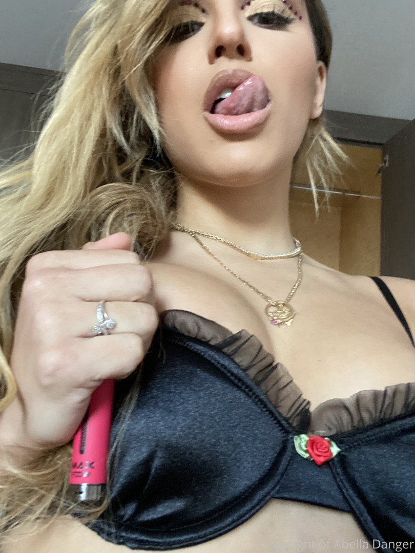 Photo by abelladanger published on August 30,2023 17:43:05 - BestThots