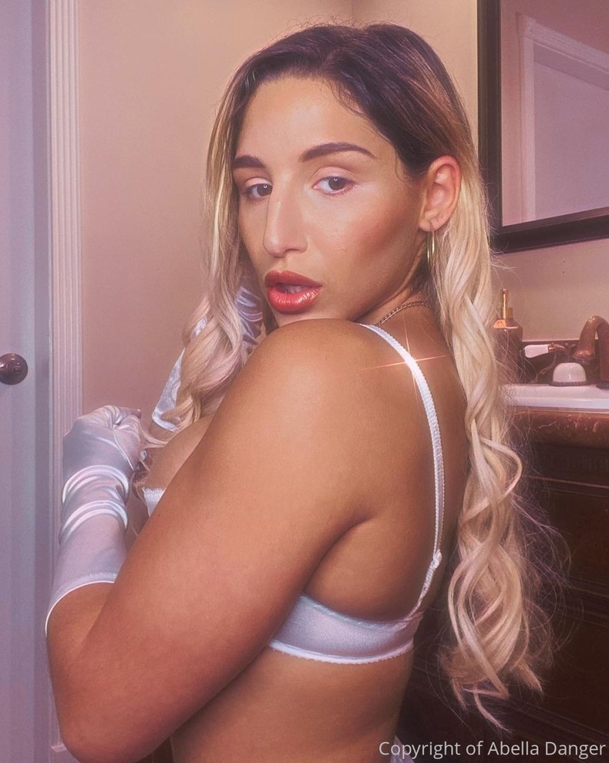 Photo by abelladanger published on August 30,2023 18:27:18 - BestThots