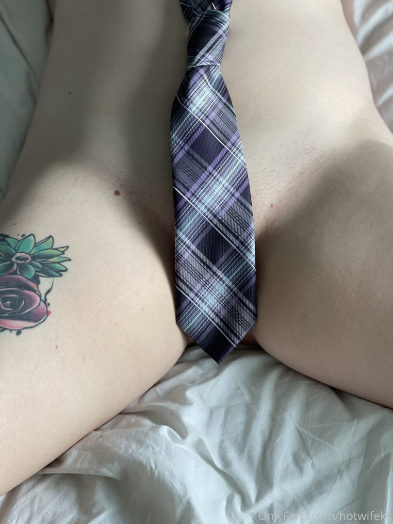 Photo by hotwifekk published on October 16,2023 23:39:04 - BestThots