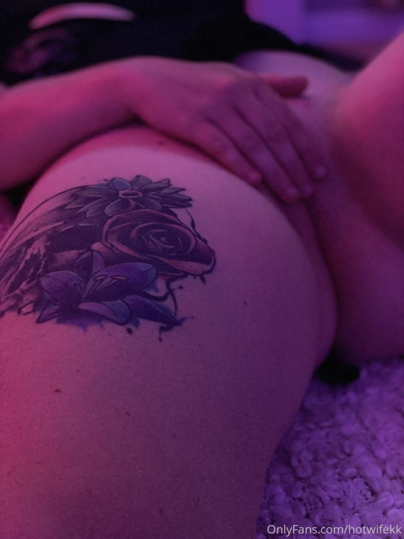 Photo by hotwifekk published on October 16,2023 23:40:53 - BestThots