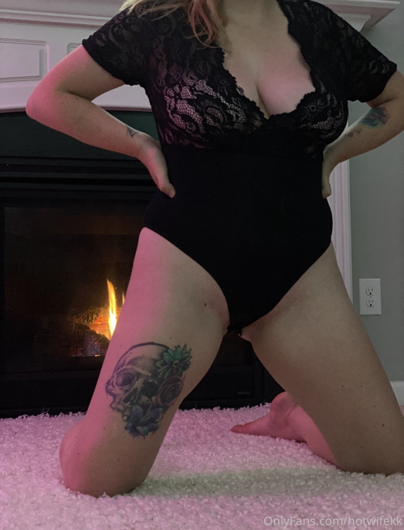 Photo by hotwifekk published on October 16,2023 23:47:13 - BestThots