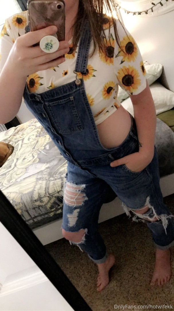 Photo by hotwifekk published on October 17,2023 00:24:23 - BestThots