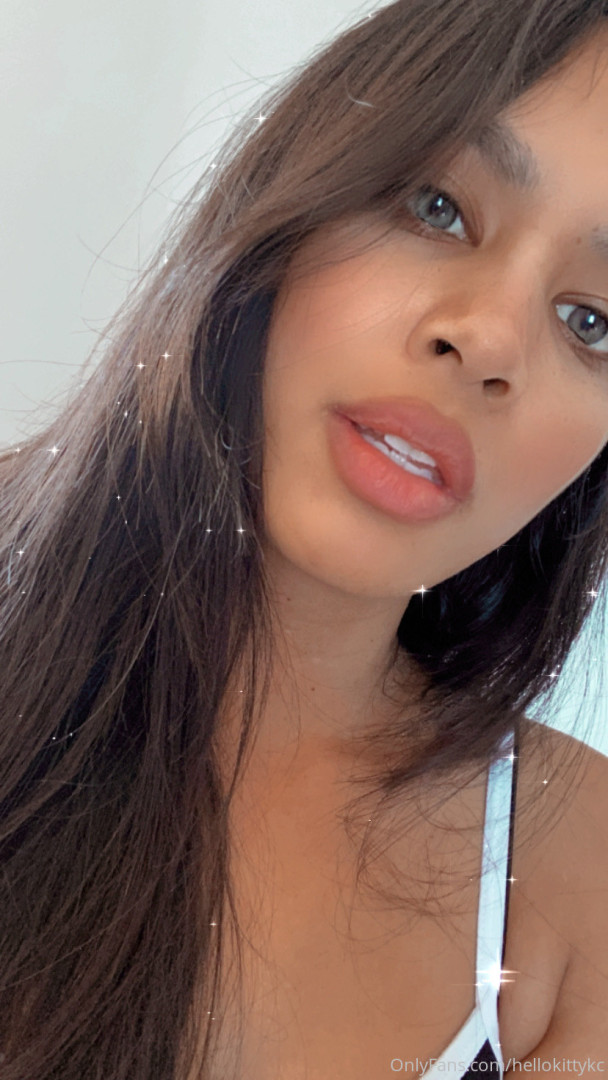 Photo by hellokittykc published on August 29,2023 22:37:30 - BestThots