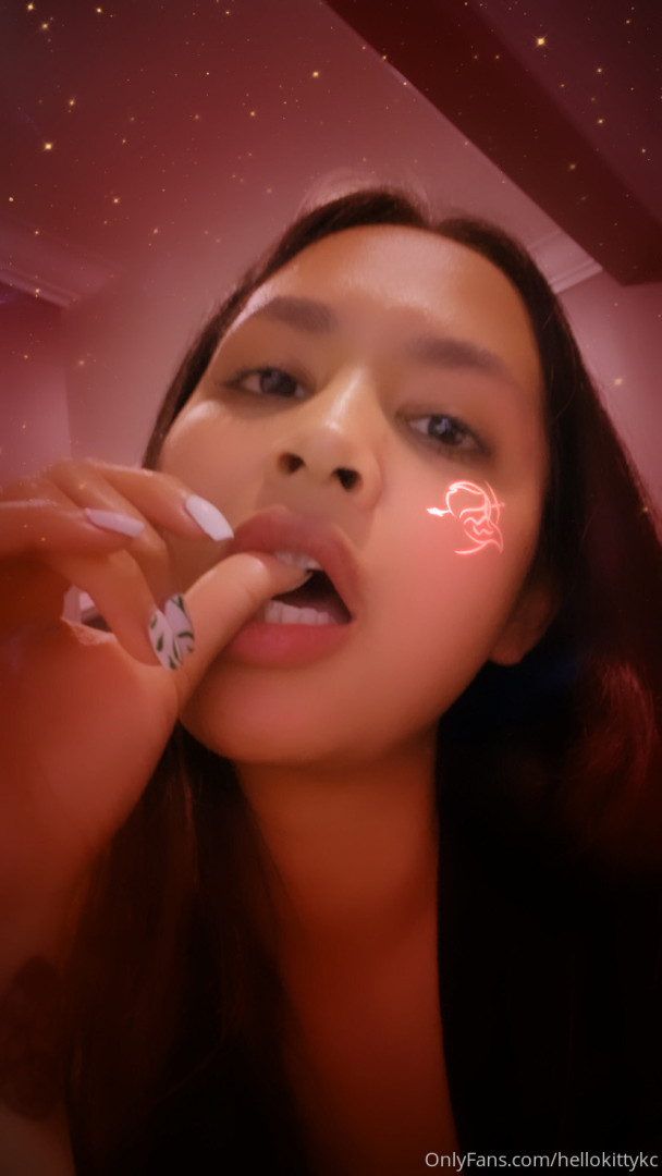 Photo by hellokittykc published on August 29,2023 22:52:07 - BestThots