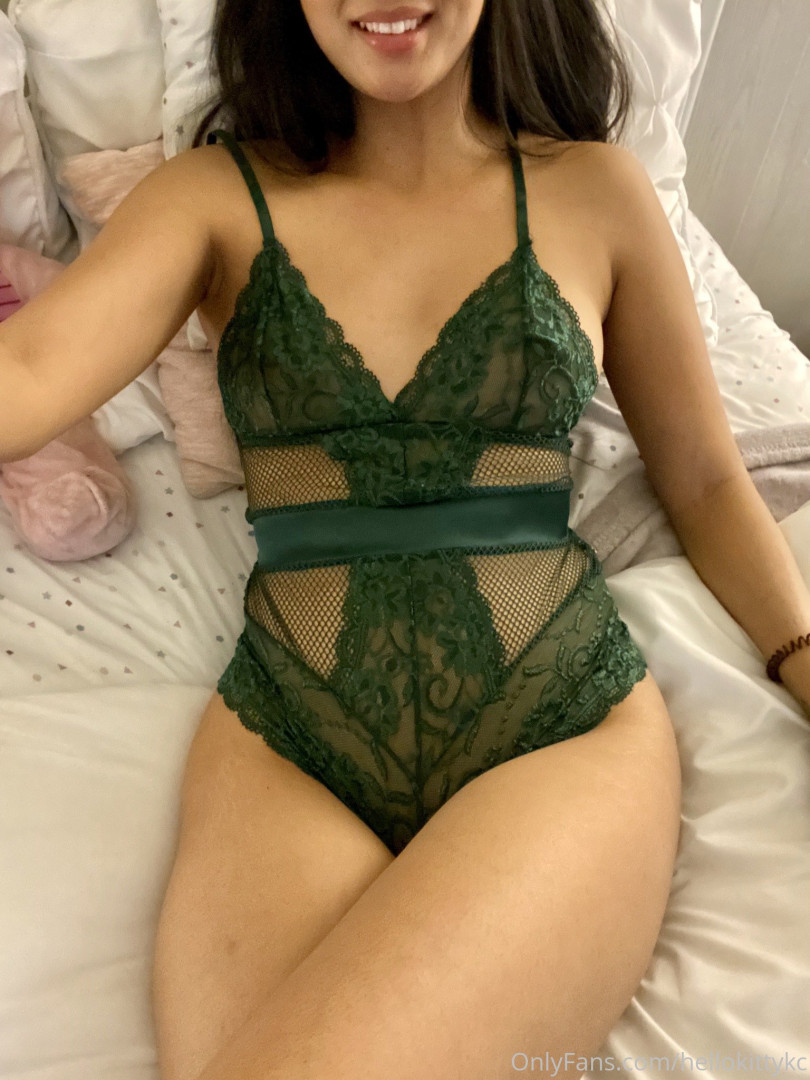 Photo by hellokittykc published on August 29,2023 23:13:36 - BestThots