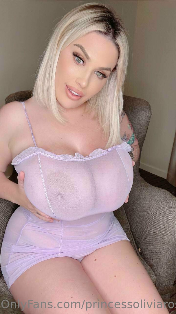 Photo by princessoliviarose published on July 22,2023 20:55:13 - BestThots