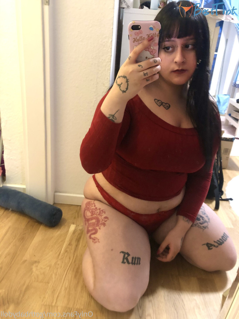 Photo by gothbabydoll published on December 22,2024 21:12:01 - BestThots