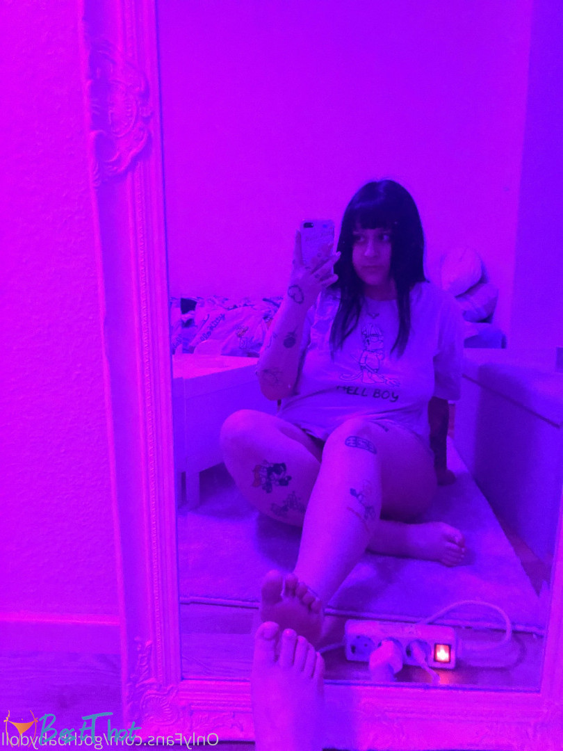 Photo by gothbabydoll published on December 22,2024 22:08:57 - BestThots