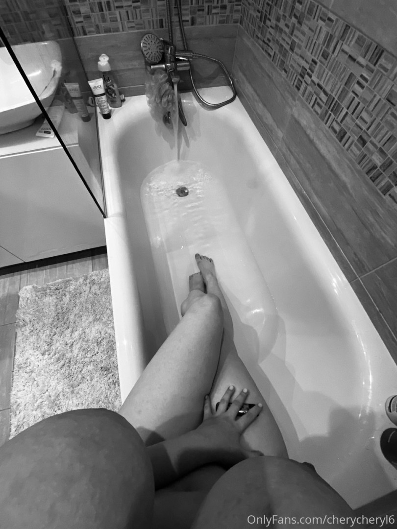 Photo by cherycheryl6 published on October 13,2023 19:51:26 - BestThots