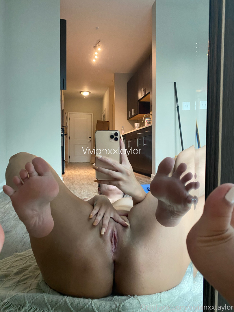 Photo by vivianxxtaylor published on May 16,2023 03:04:16 - BestThots