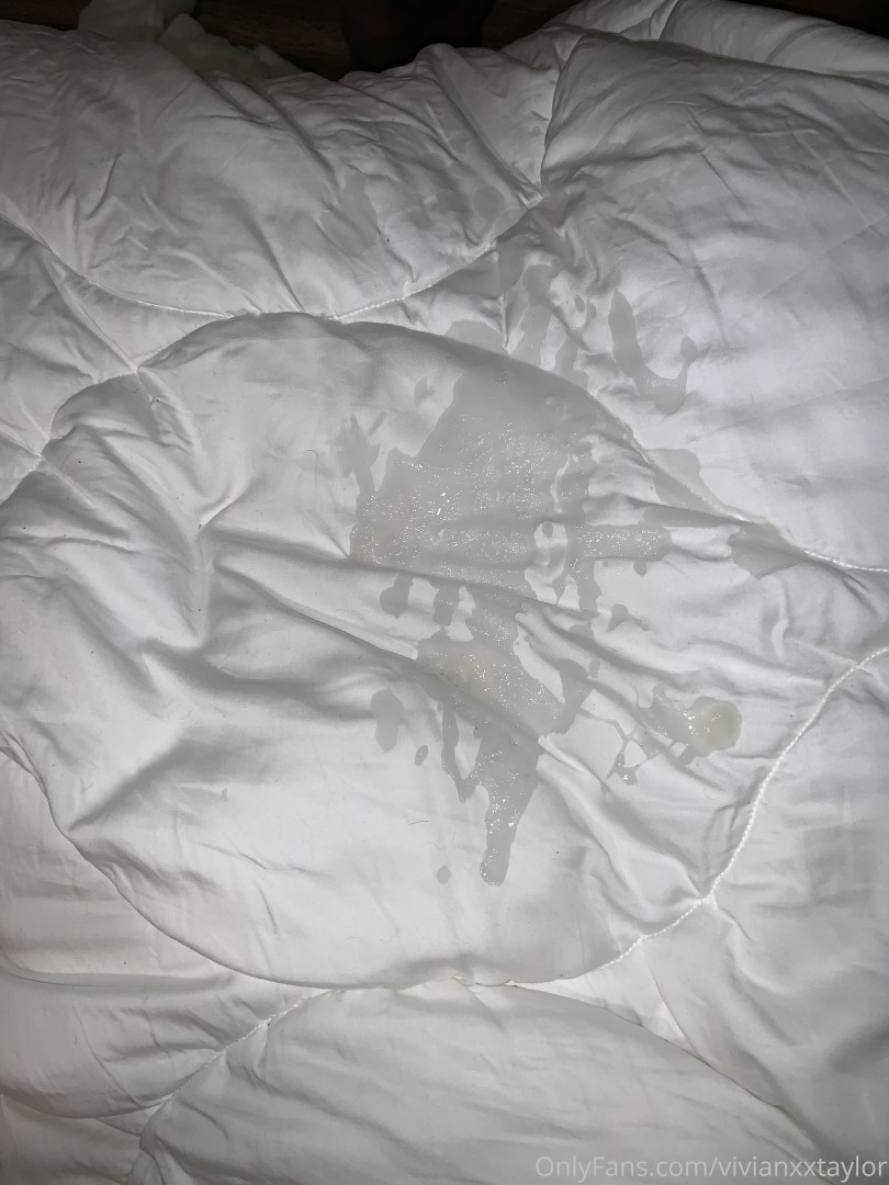 Photo by vivianxxtaylor published on May 16,2023 03:06:01 - BestThots