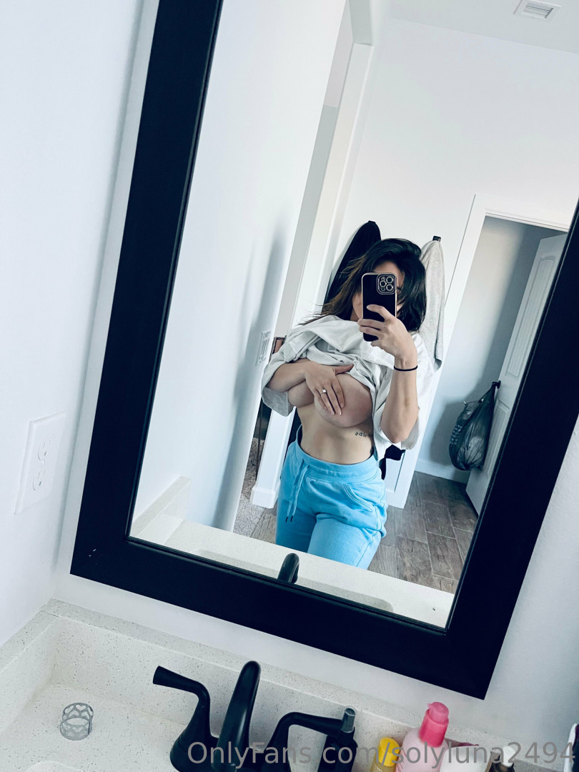 Photo by solyluna2494 published on May 17,2023 19:08:23 - BestThots