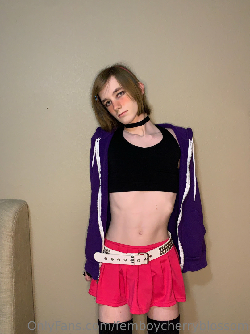 Photo by femboycherryblossom published on July 13,2023 08:21:07 - BestThots