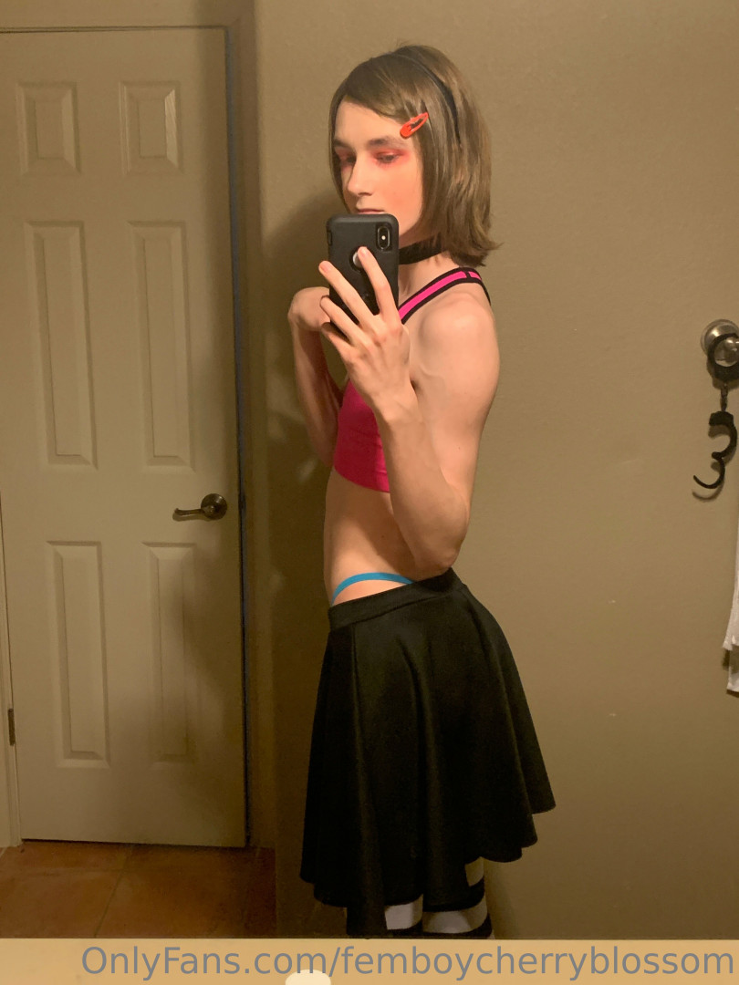 Photo by femboycherryblossom published on July 13,2023 08:21:37 - BestThots