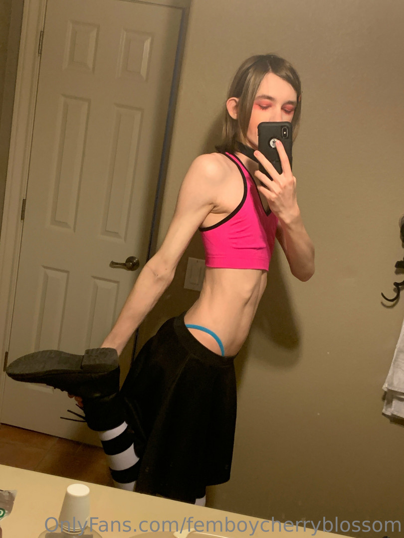 Photo by femboycherryblossom published on July 13,2023 08:21:43 - BestThots